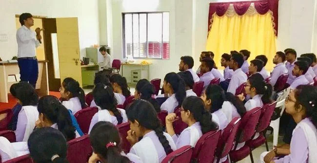 Home 101 Dr. Rajendra Gode Collage Amravati Digital Marketing Workshop