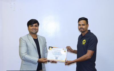 Successfully completed digital marketing course student certificate distribution (3)